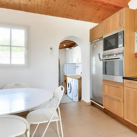 Piscine Chauffee 800 M De La Pour 8 펜션 *