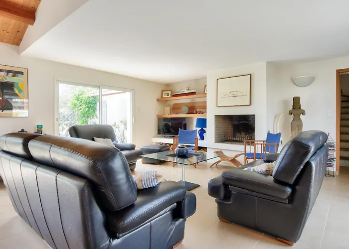 Piscine Chauffee 800 M De La Pour 8 Дом отдыха