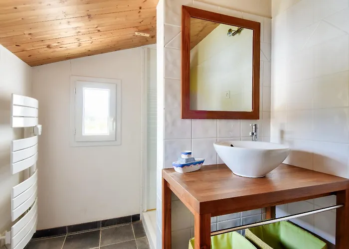 Piscine Chauffee 800 M De La Pour 8 * Noirmoutier-en-l'Ile